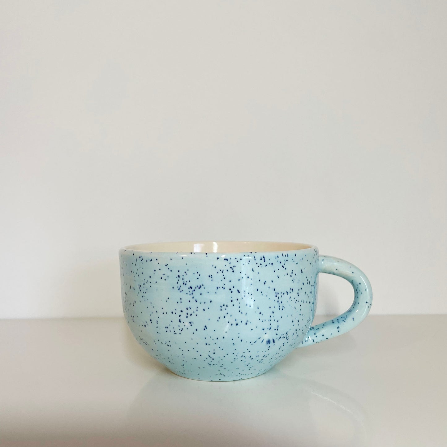 La Tasse à Latte de Flore